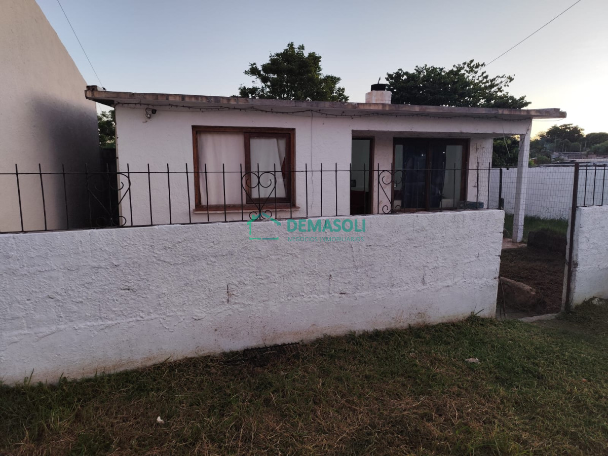 Casa ID.1275 - CASA CON AMPLIO TERRENO - IDEAL PARA RENTAS 