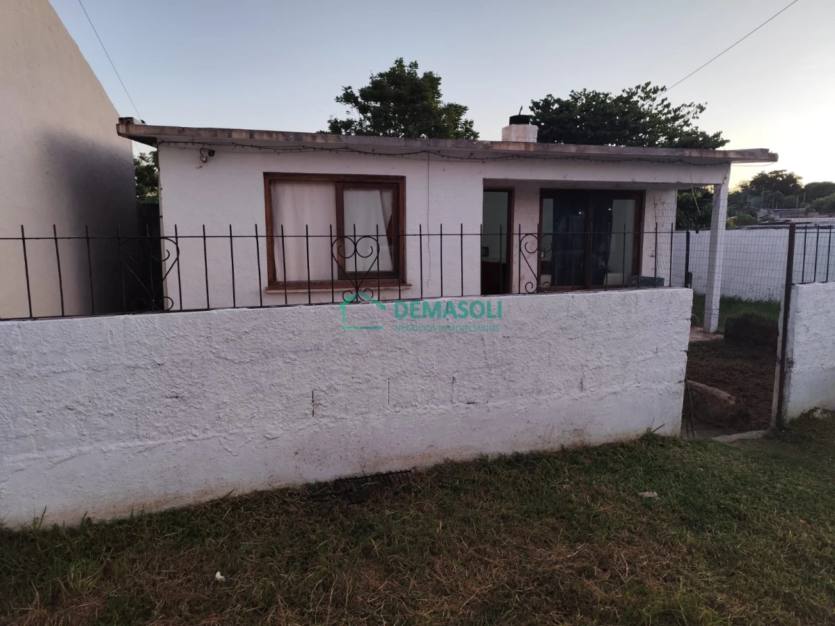 Casa ID.1275 - CASA CON AMPLIO TERRENO - IDEAL PARA RENTAS 