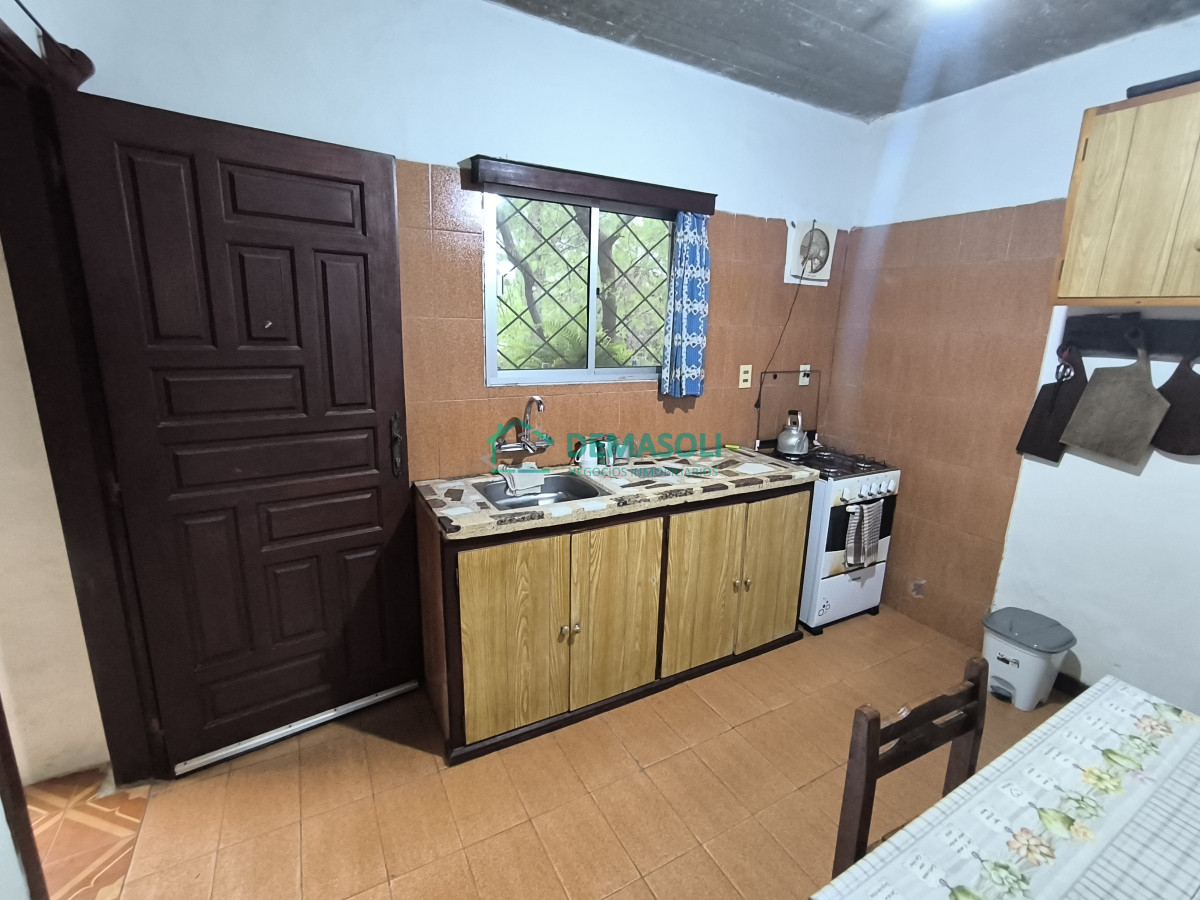 Casa ID.1254 - Se vende casa ubicada en Playa Hermosa, construcción tradicional 