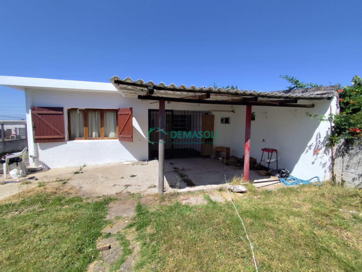 Casa ID.1394 - Se vende hermosa casa en Pan de Azúcar de 2 dormitorios .