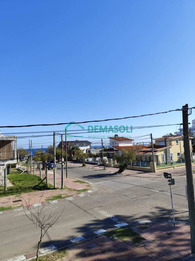 Casa ID.1265 - En venta, casa de 4 dormitorios Piriapolis, a 100 metros del mar