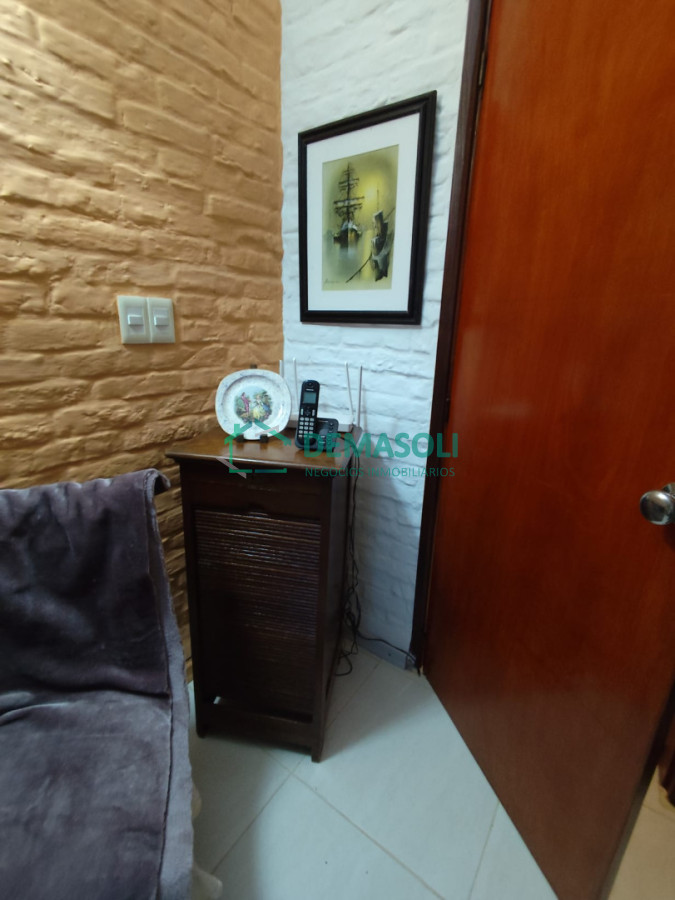 Casa ID.1478 - En venta hermosa casa en Gregorio Aznarez, vista a las Sierras 