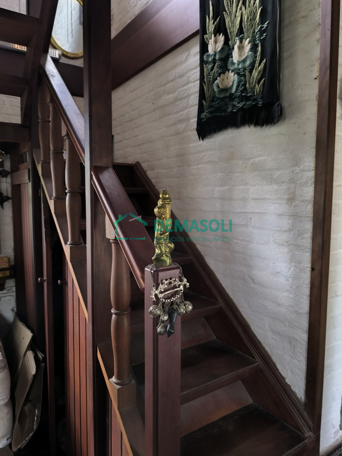 Casa ID.1249 - Se vende hermosa casona de estilo europeoubicada a pocos metros del mar, Playa Hermosa, 1100 M2 de terreno