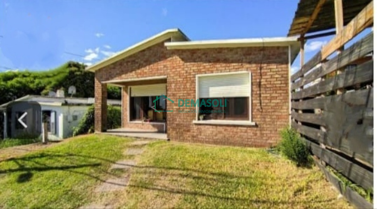 Casa ID.964 - Se vende en Piriápolis casa de 2 dormitorios 