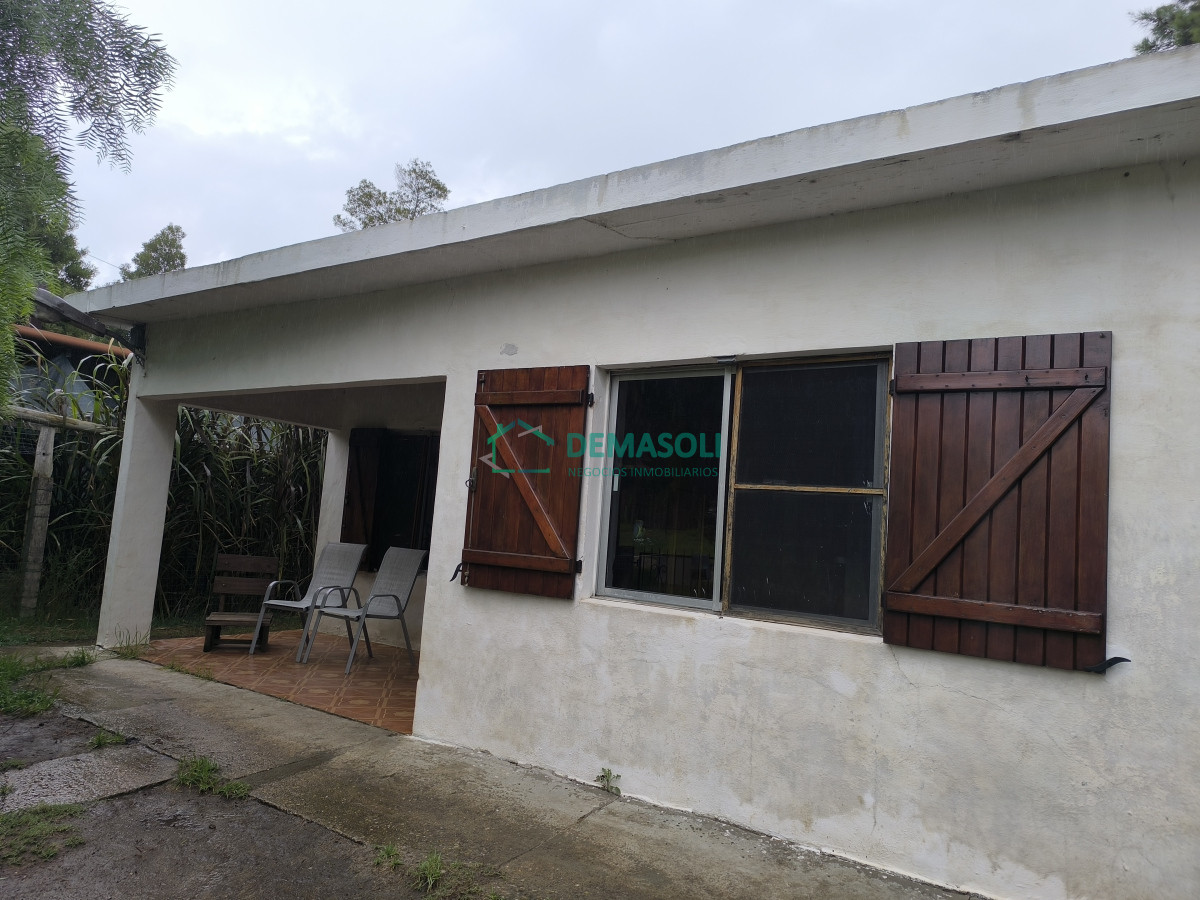 Casa ID.1254 - Se vende casa ubicada en Playa Hermosa, construcción tradicional 