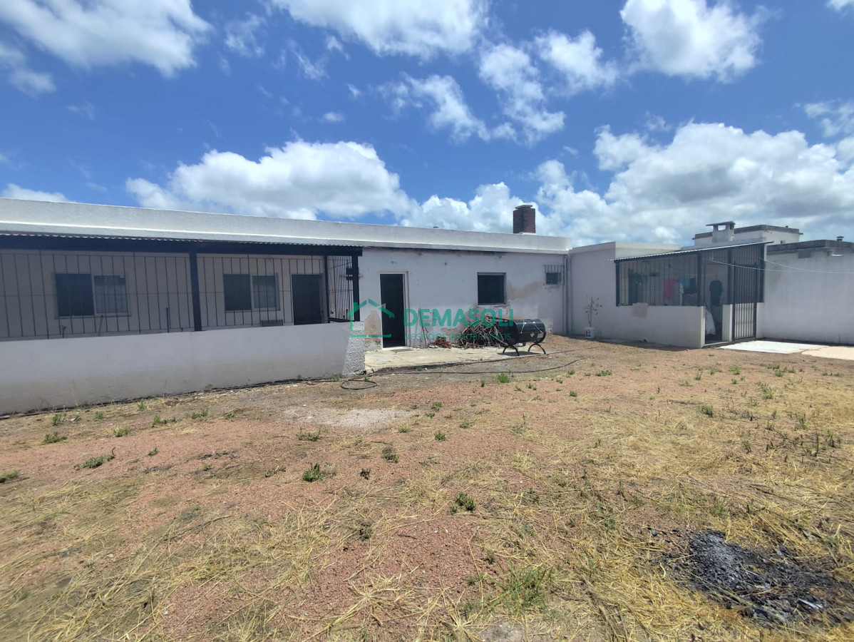 Casa ID.1277 - 3 CASAS EN MISMO PADRÓN