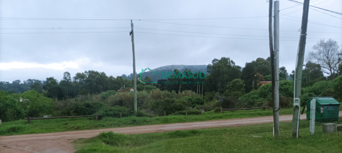Casa ID.1254 - Se vende casa ubicada en Playa Hermosa, construcción tradicional 