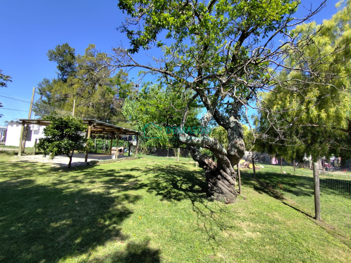 Casa ID.1328 - Hermosa casa en Gregorio Aznarez 3 dormitorios 