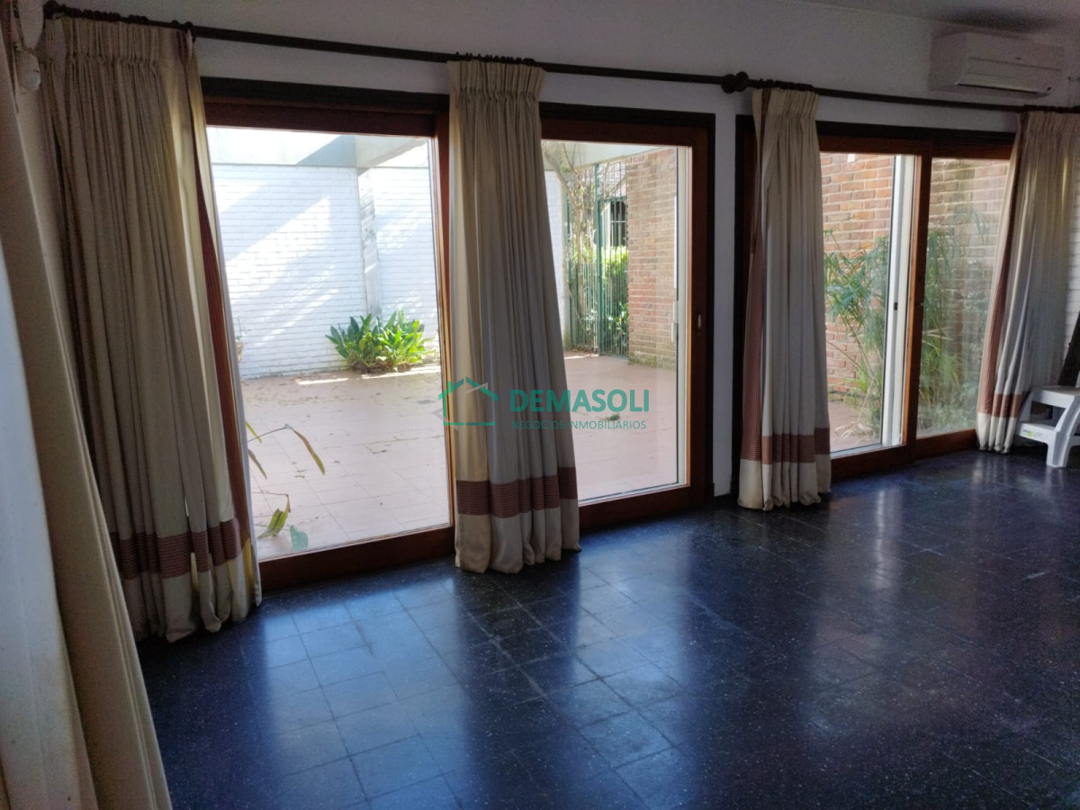 Casa ID.895 - Se vende 3 dormitorios, excelente ubicación, Pan de Azúcar 