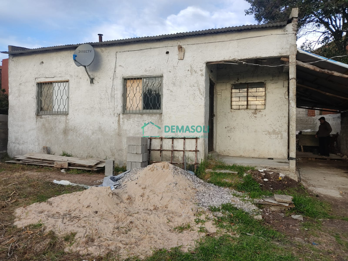 Casa ID.538 - Se vende casa de 2 dormitorios Pan de Azúcar 