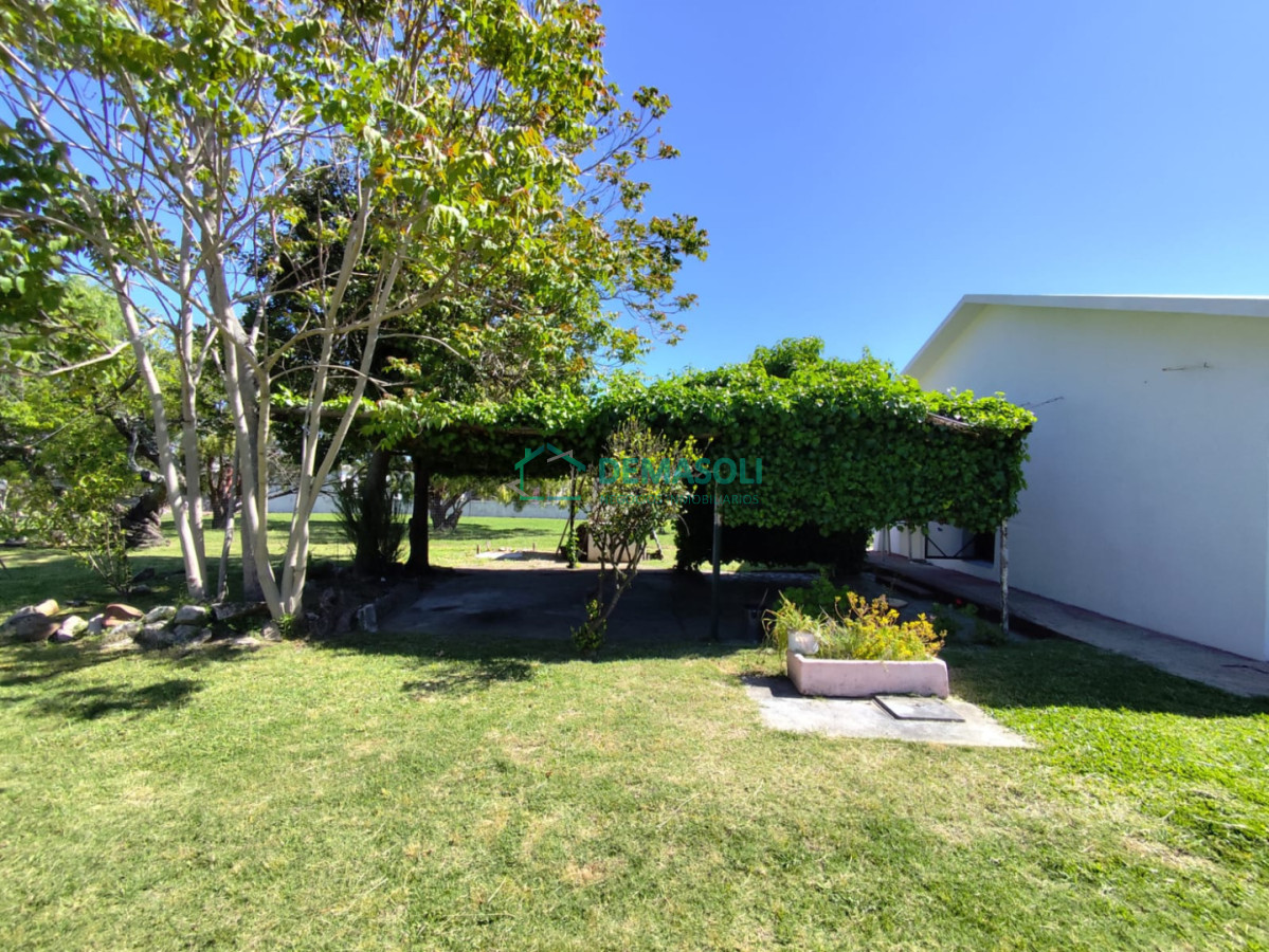 Casa ID.1328 - Hermosa casa en Gregorio Aznarez 3 dormitorios 