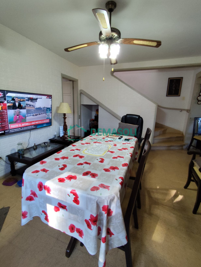 Casa ID.1265 - En venta, casa de 4 dormitorios Piriapolis, a 100 metros del mar