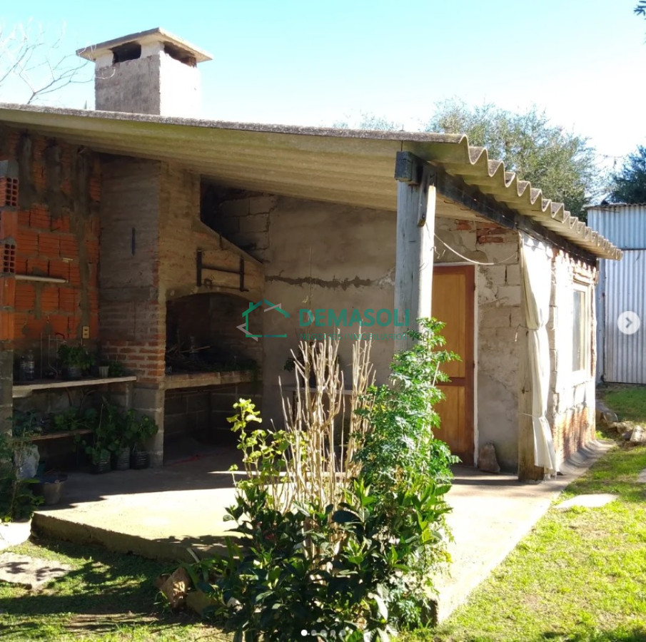 Casa ID.1300 - CASA CENTRICA CON PLANTA ALTA PARA TERMINAR