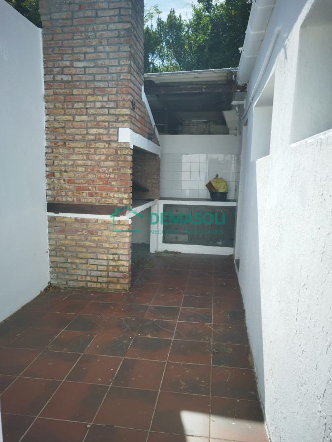 Casa ID.1014 - Alquiler anual Balneario Solís, a una cuadra de la playa $12.000 