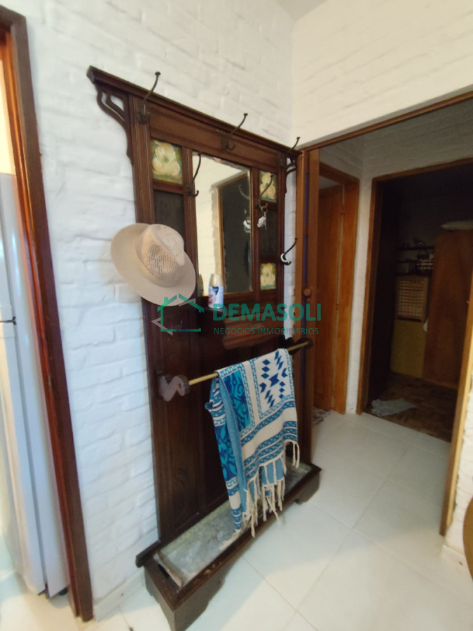 Casa ID.1478 - En venta hermosa casa en Gregorio Aznarez, vista a las Sierras 