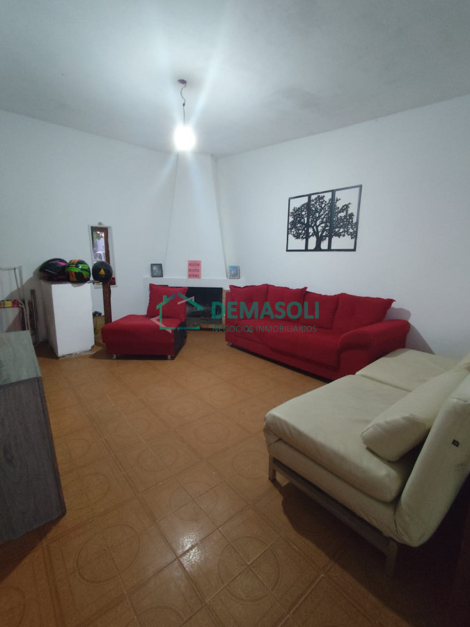 Casa ID.1275 - CASA CON AMPLIO TERRENO - IDEAL PARA RENTAS 