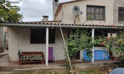Se vende casa construida en ph, ubicada a 12 cuadras del mar, en La Paloma, Barrio Parque..