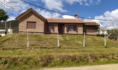 Complejo de 5 casas en Piriápolis ideal inversión!