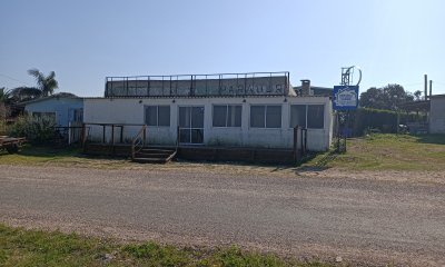 Se vende local y casa Pan de Azúcar