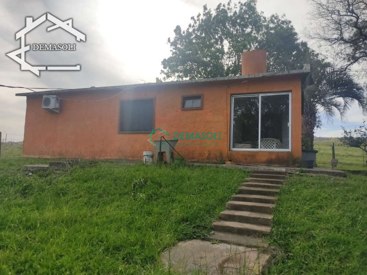Chacra ID.194 - Se vende chacra 11 has 8000 m2, con casa.