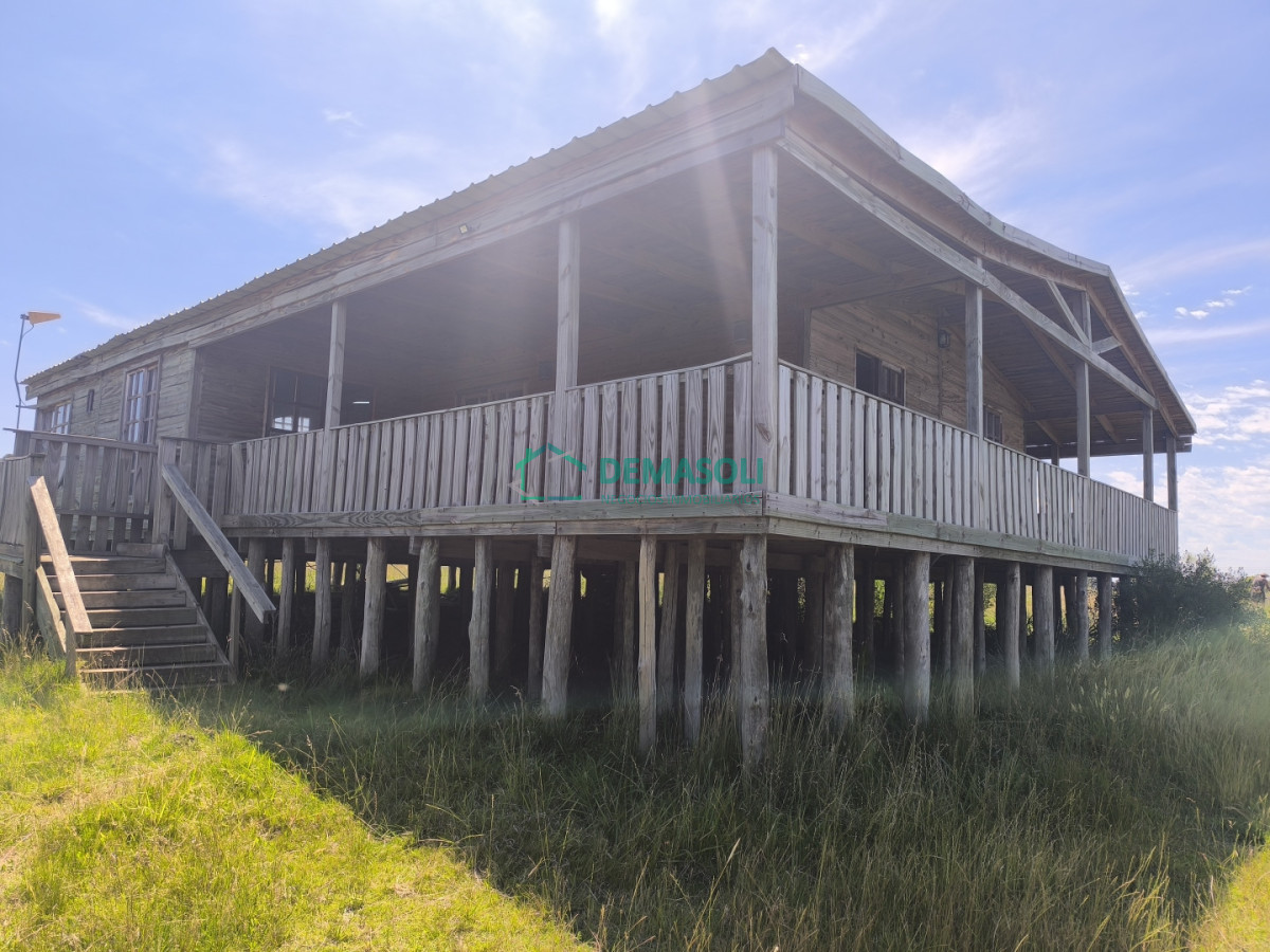 Chacra ID.1376 - 3 has 3120 m2 chacra con casas y Piscina a pocos minutos de Pan de Azúcar, Maldonado 