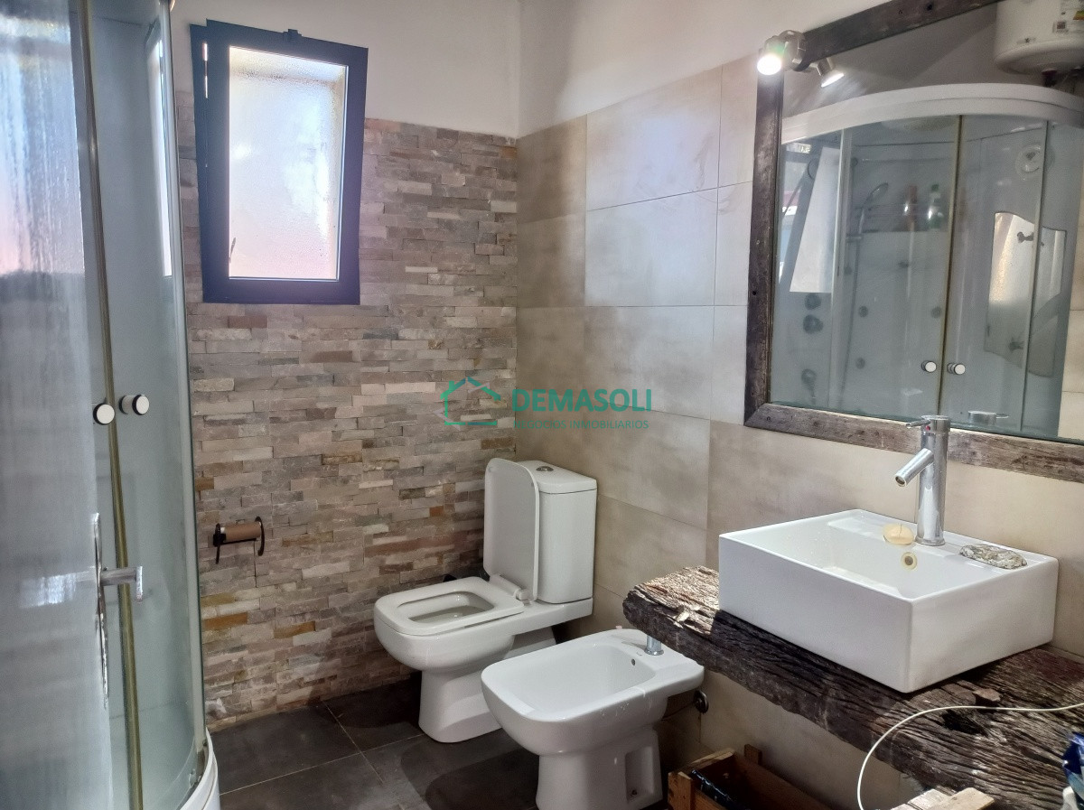 Chacra ID.570 - Se vende chacra con casa y piscina 