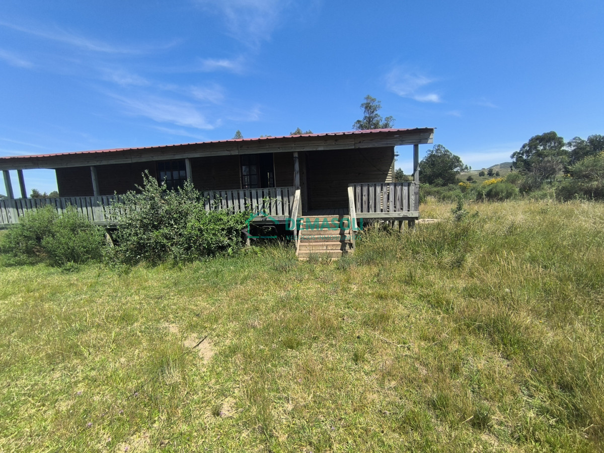 Chacra ID.1376 - 3 has 3120 m2 chacra con casas y Piscina a pocos minutos de Pan de Azúcar, Maldonado 