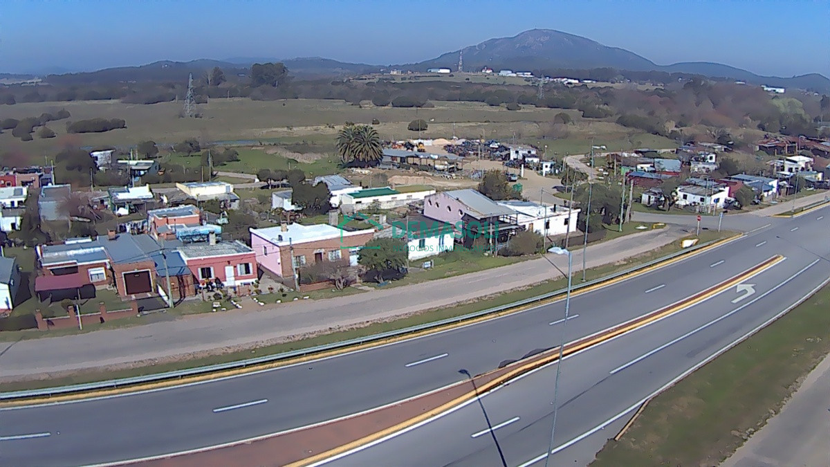 Local Comercial ID.558 - Se vende local con frente a ruta 9