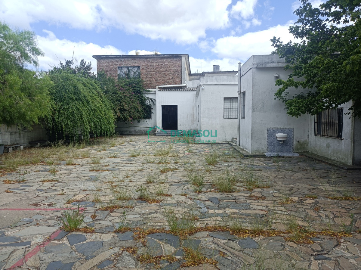 Local Comercial ID.985 - En venta gran local comercial en Pan de Azúcar 