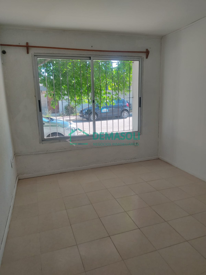 Local Comercial ID.767 - Se alquila local en Pan de Azúcar 