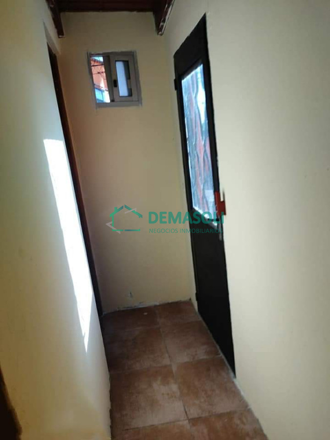 Local Comercial ID.127 - Se vende local comercial con excelente ubicación 