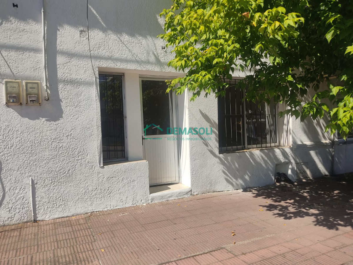 Local Comercial ID.767 - Se alquila local en Pan de Azúcar 