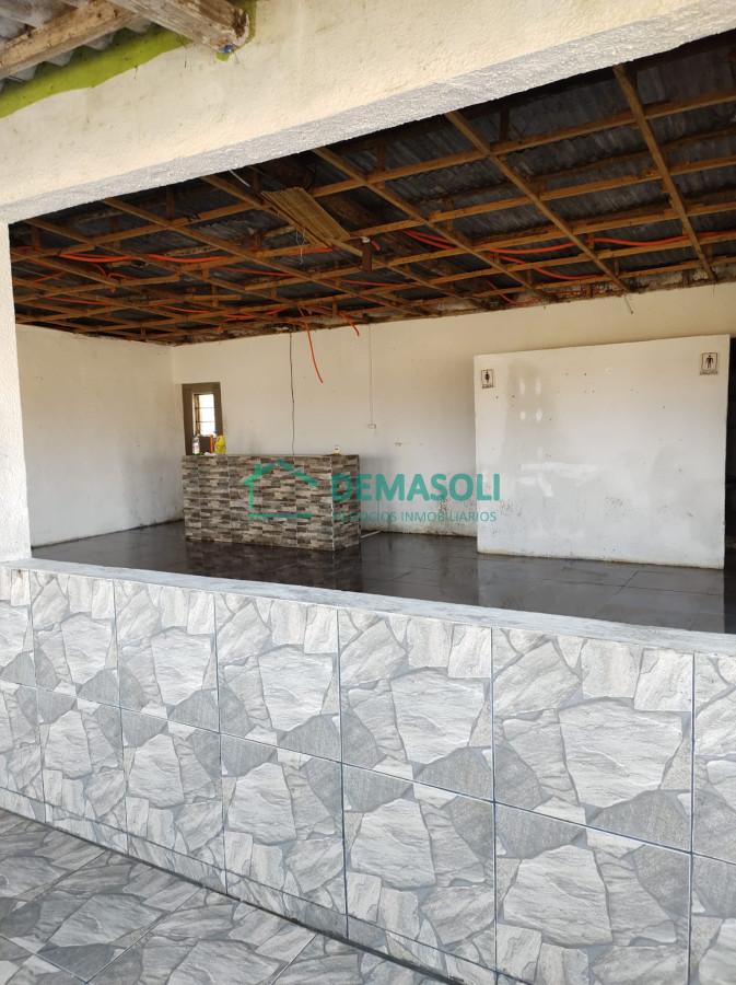 Local Comercial ID.558 - Se vende local con frente a ruta 9