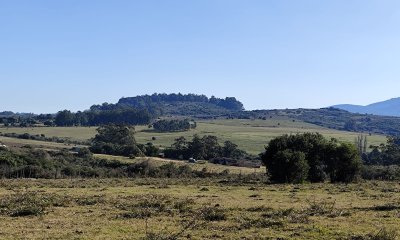 Se vende terreno en proximidades a Pan de Azúcar con excelentes vistas a las sierras