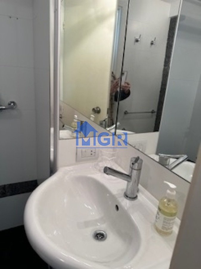 Apartamento ID.37 - ESPECTACULAR  !!! Alquiler Peninsula de Punta del Este, Edificio de Categoría 