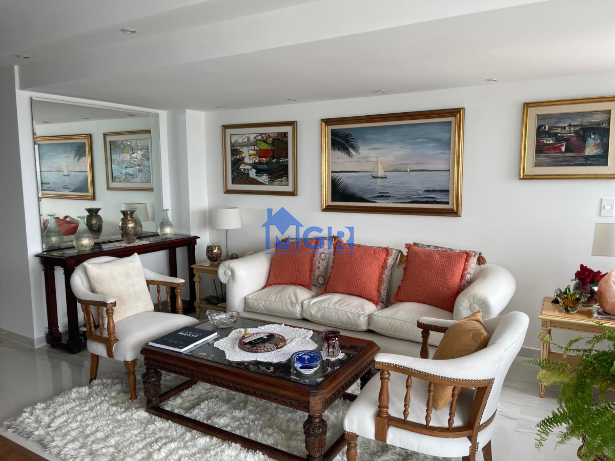 Apartamento ID.42 - Alquiler de Lujo en Punta del Este desde el 28 de Diciembre hasta el 10 de Enero de 2025