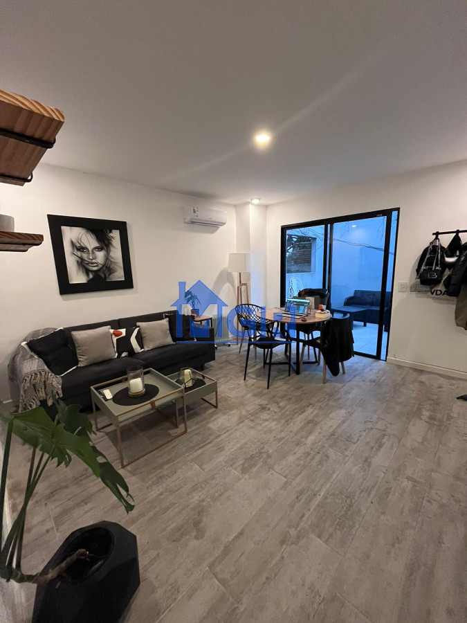 Apartamento ID.13 - Imperdible Punta Carretas ALQUILER DUPLEX a metros de mar.