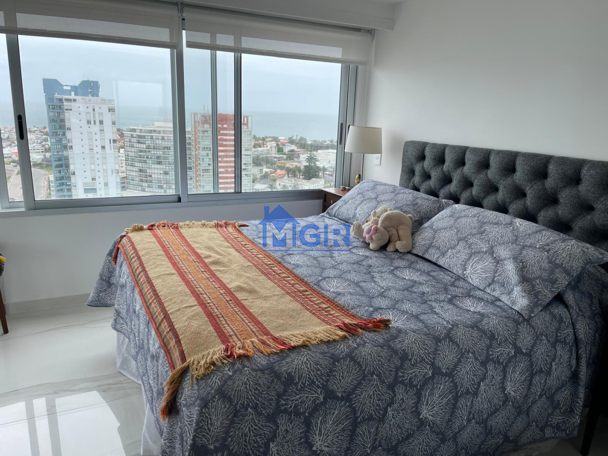 Apartamento ID.42 - Alquiler de Lujo en Punta del Este desde el 28 de Diciembre hasta el 10 de Enero de 2025