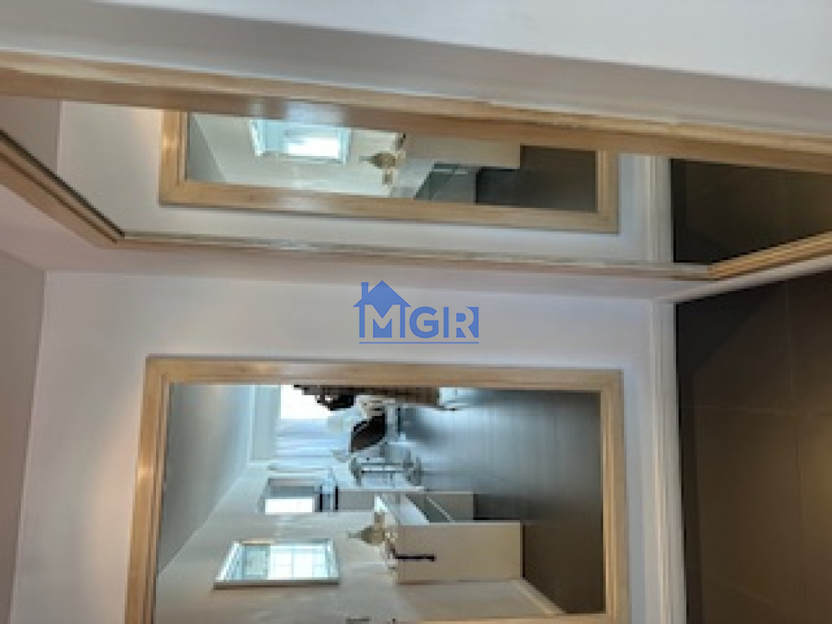 Apartamento ID.37 - ESPECTACULAR  !!! Alquiler Peninsula de Punta del Este, Edificio de Categoría 