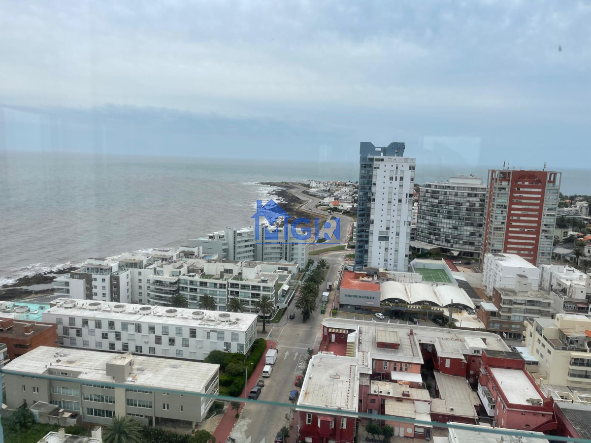 Apartamento ID.42 - Alquiler de Lujo en Punta del Este desde el 28 de Diciembre hasta el 10 de Enero de 2025
