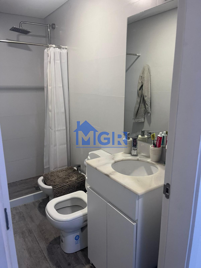 Apartamento ID.13 - Imperdible Punta Carretas ALQUILER DUPLEX a metros de mar.