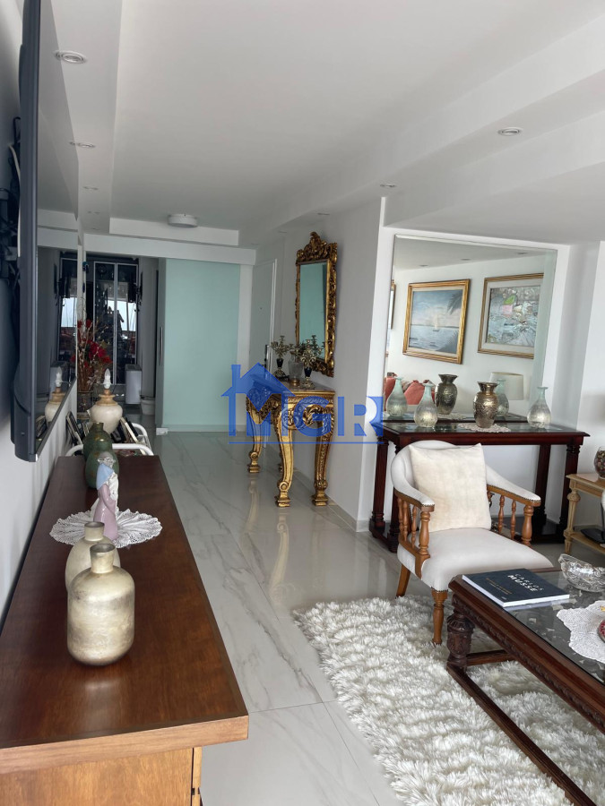 Apartamento ID.42 - Alquiler de Lujo en Punta del Este desde el 28 de Diciembre hasta el 10 de Enero de 2025