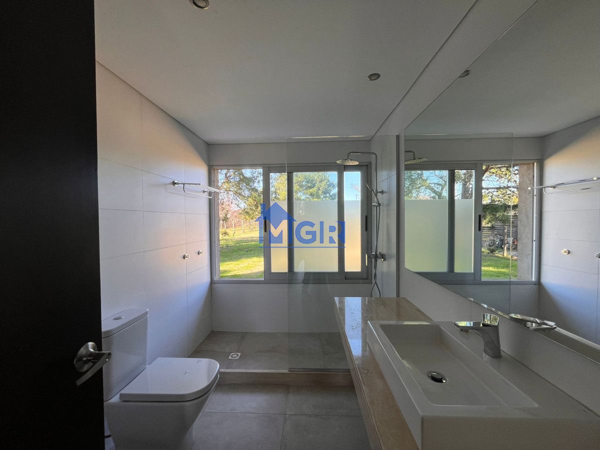 Casa ID.38 - OPORTUNIDAD! Alquiler en Barrio Privado Carmel. (Frente a La Tahona)