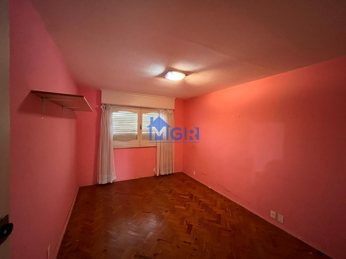 Casa ID.31 - IDEAL EMPRESA , VIVIENDA- PROPIEDAD DE 500mts SOBRE AVENIDA GRAL PAZ - PUNTA GORDA - MALVIN 