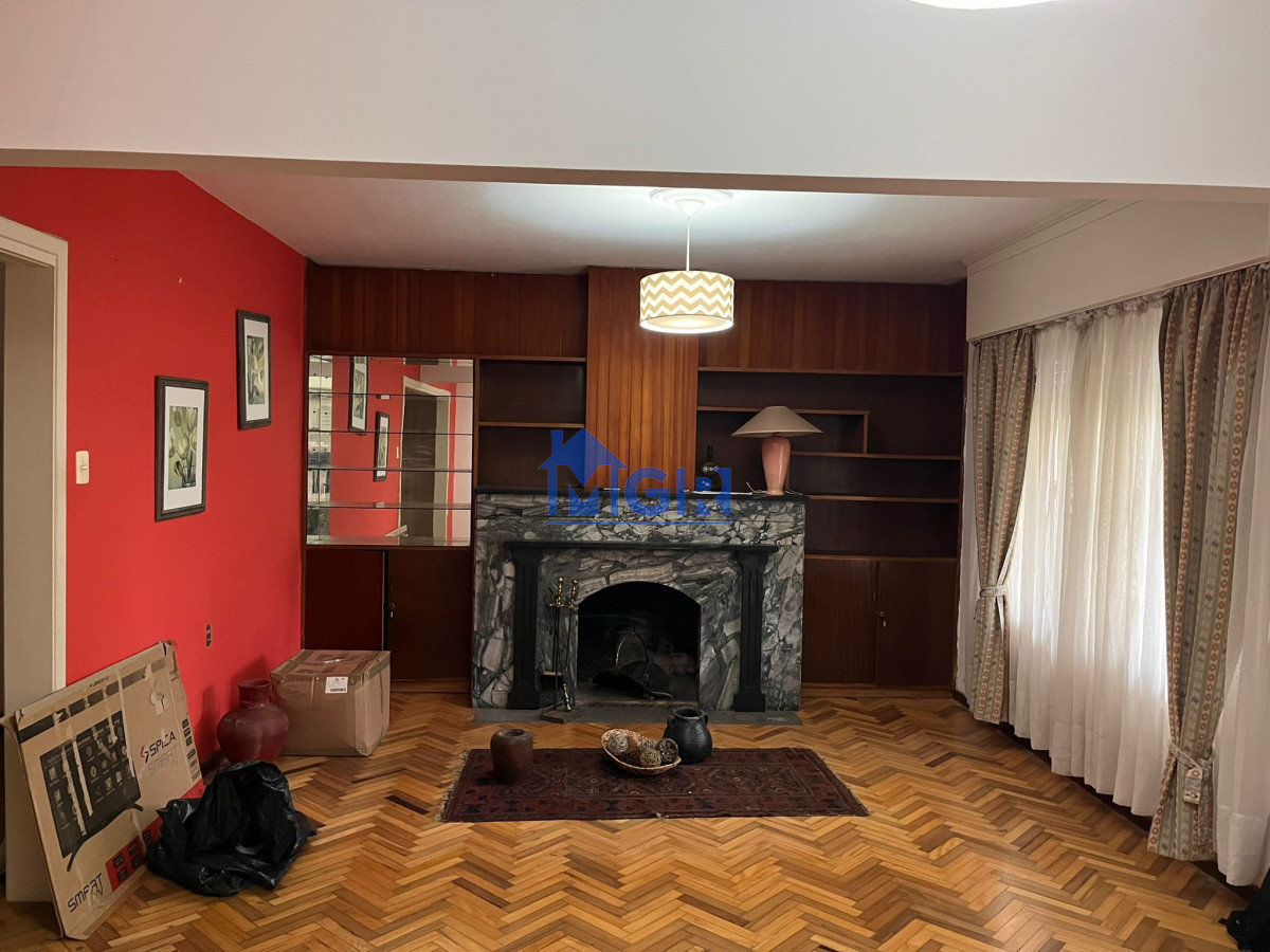 Casa ID.31 - IDEAL EMPRESA , VIVIENDA- PROPIEDAD DE 500mts SOBRE AVENIDA GRAL PAZ - PUNTA GORDA - MALVIN 