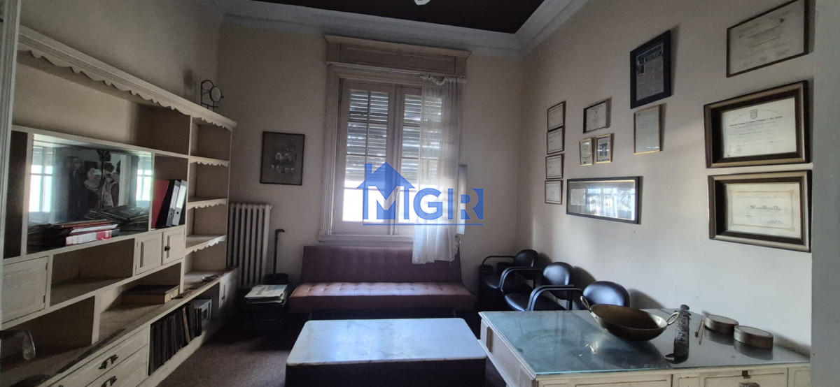 Oficina ID.48 - Centro casi 18, IDEAL OFICINA ,Casa de familia, 200 m2