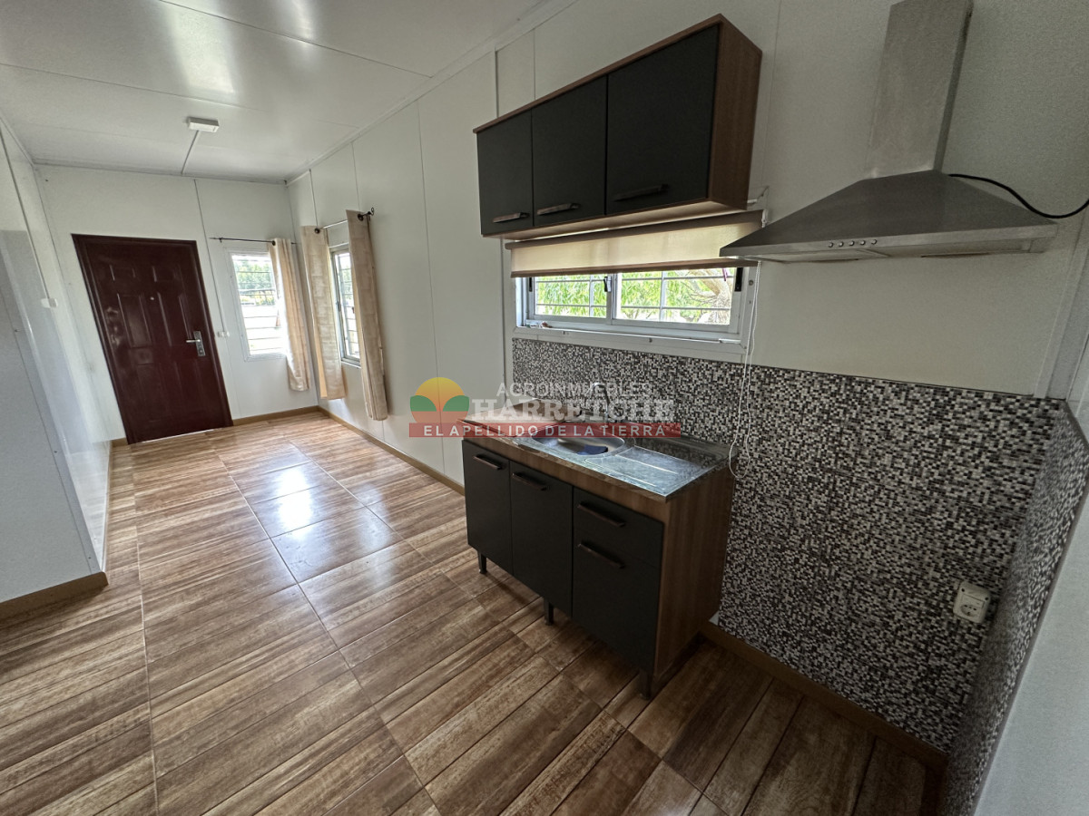 Casa ID.545 - Alquiler en Progreso, casa de 1 dormitorio, galpón, alero para vehículo. 