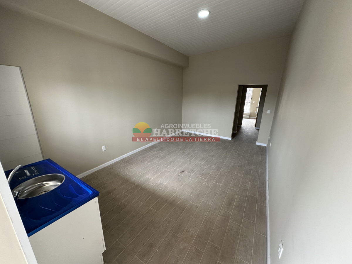 Casa ID.505 - Casa en alquiler en Progreso, céntrica! Unidad 001