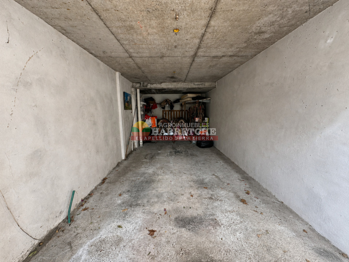 Casa ID.531 - Chalet en Lezica, 3 dormitorios, 2 baños, garaje, parrillero techado! Apta Banco