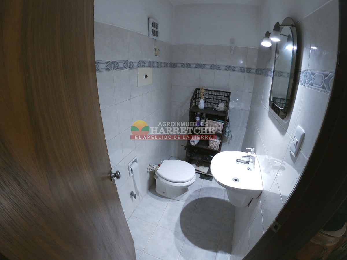 Casa ID.531 - Chalet en Lezica, 3 dormitorios, 2 baños, garaje, parrillero techado! Apta Banco